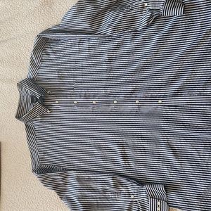 Men's long sleeve button-up dress shirt